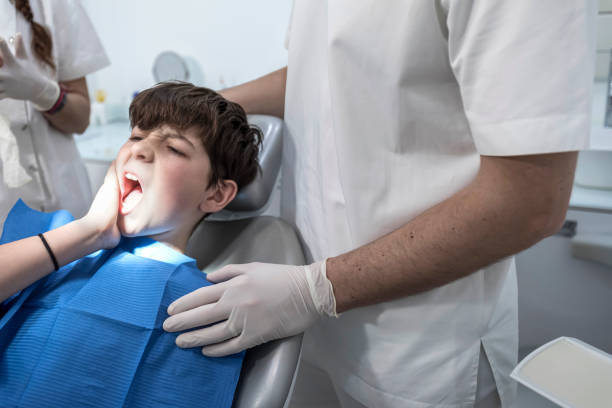 Best Emergency Dental Care for Broken or Chipped Teeth in Skyline View, PA